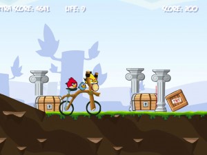 Игра Злые Птички: Месть на Мотоцикле (Angry Birds Bike Revenge) — играть онлайн бесплатно (изображение №4)