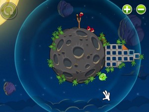 Игра Злые птицы в Космосе  (Angry Birds Space) — играть онлайн бесплатно (изображение №2)