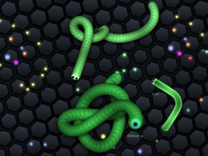Игра Змейка Ио (Slither.io) — играть онлайн бесплатно (изображение №6)