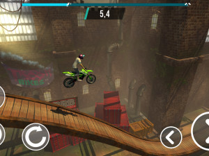 Игра Экстремальные Трюки на Мотоцикле (Stunt Bike Extreme) — играть онлайн бесплатно (изображение №3)
